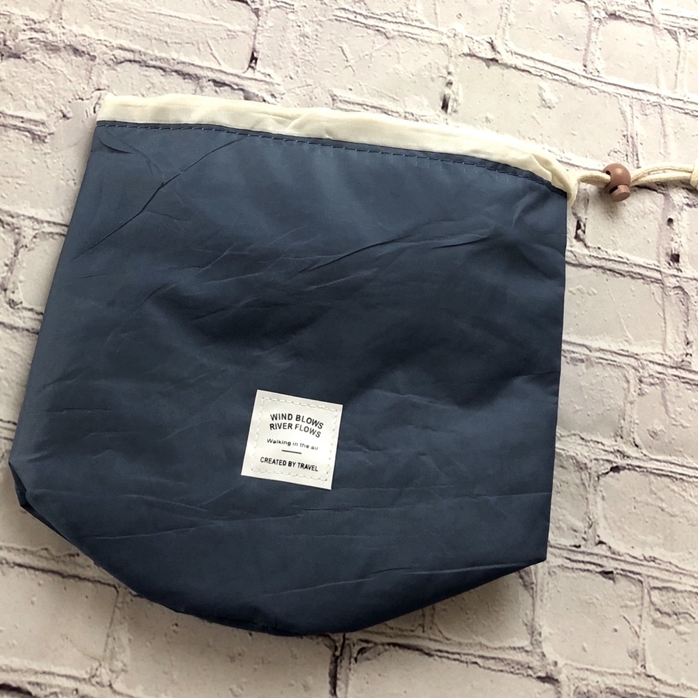 Nylon blue drawstring‎ travel makeup bag NEW!